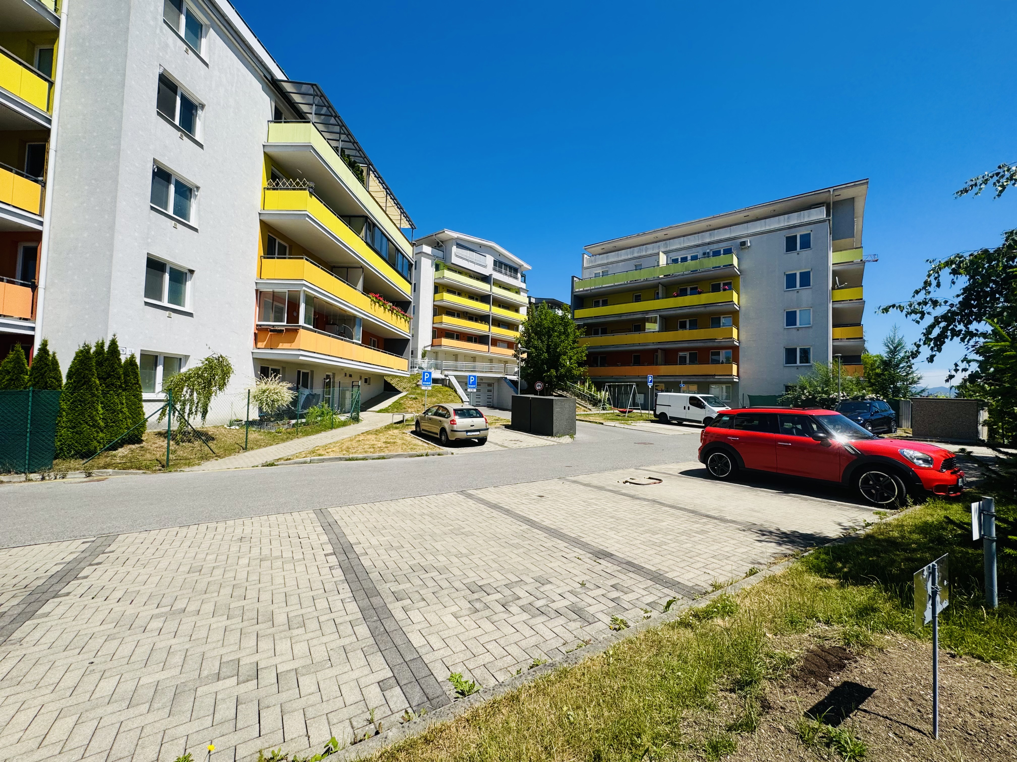 Exkluzívny 3-izbový byt s veľkou terasou na predaj – Slnečné terasy, Hájik (Žilina)