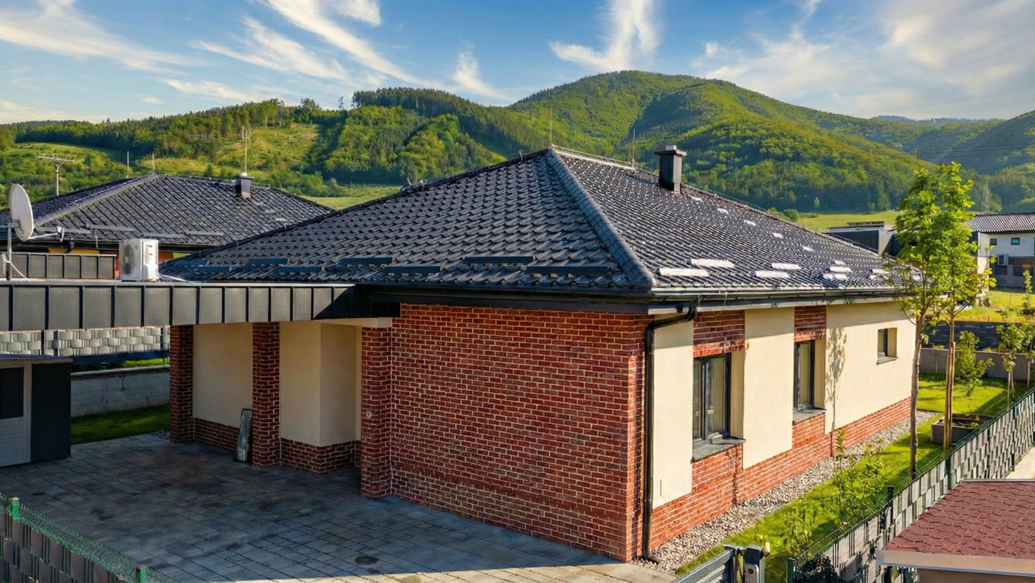 Vaše ticho za mestom: 4-izbový bungalov v novej zástavbe, Turie pri Žiline, Cena: 369.000€