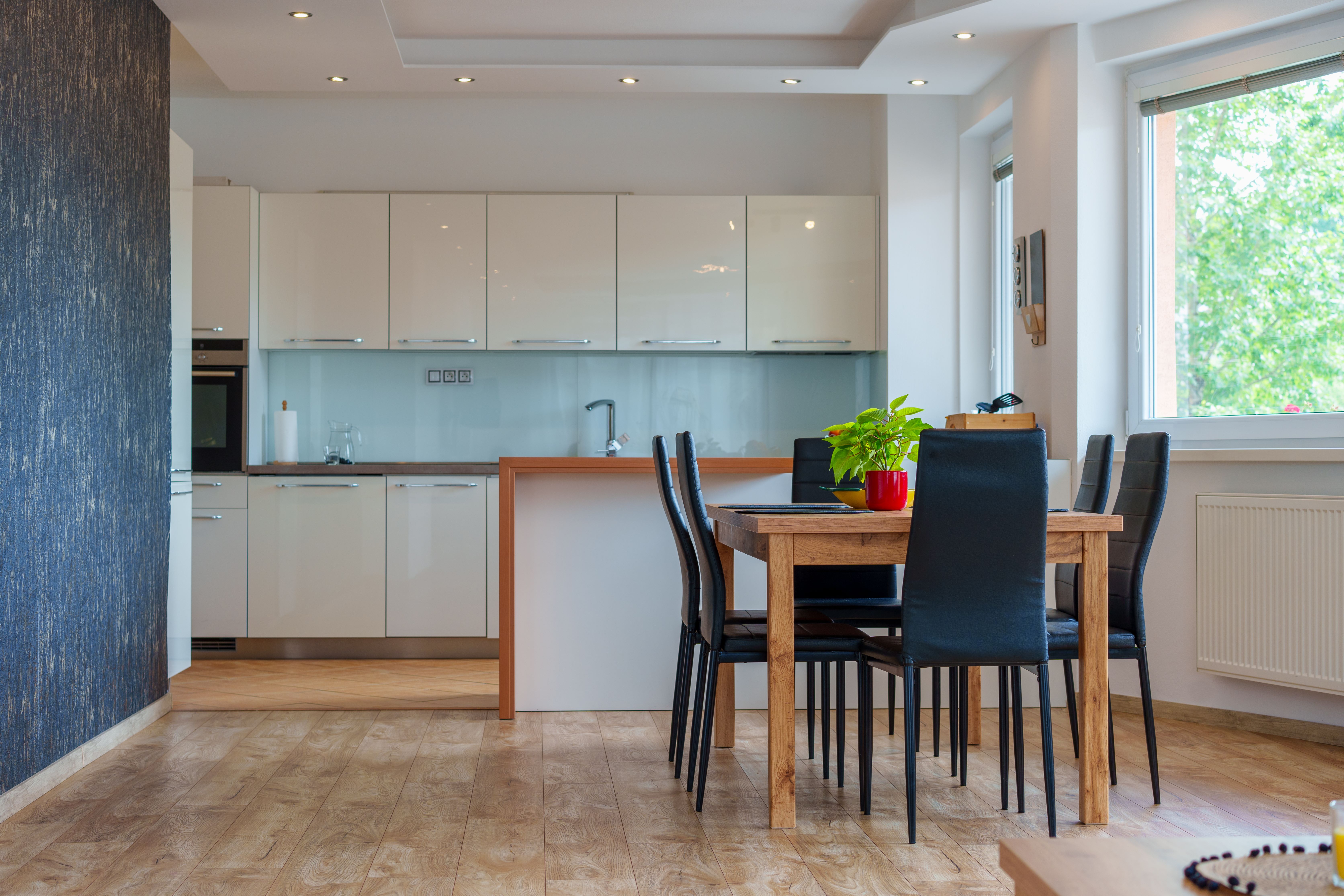 EXKLUZÍVNE! Veľkolepý priestor plný možností: 3-izbový byt, Žilina - Centrum