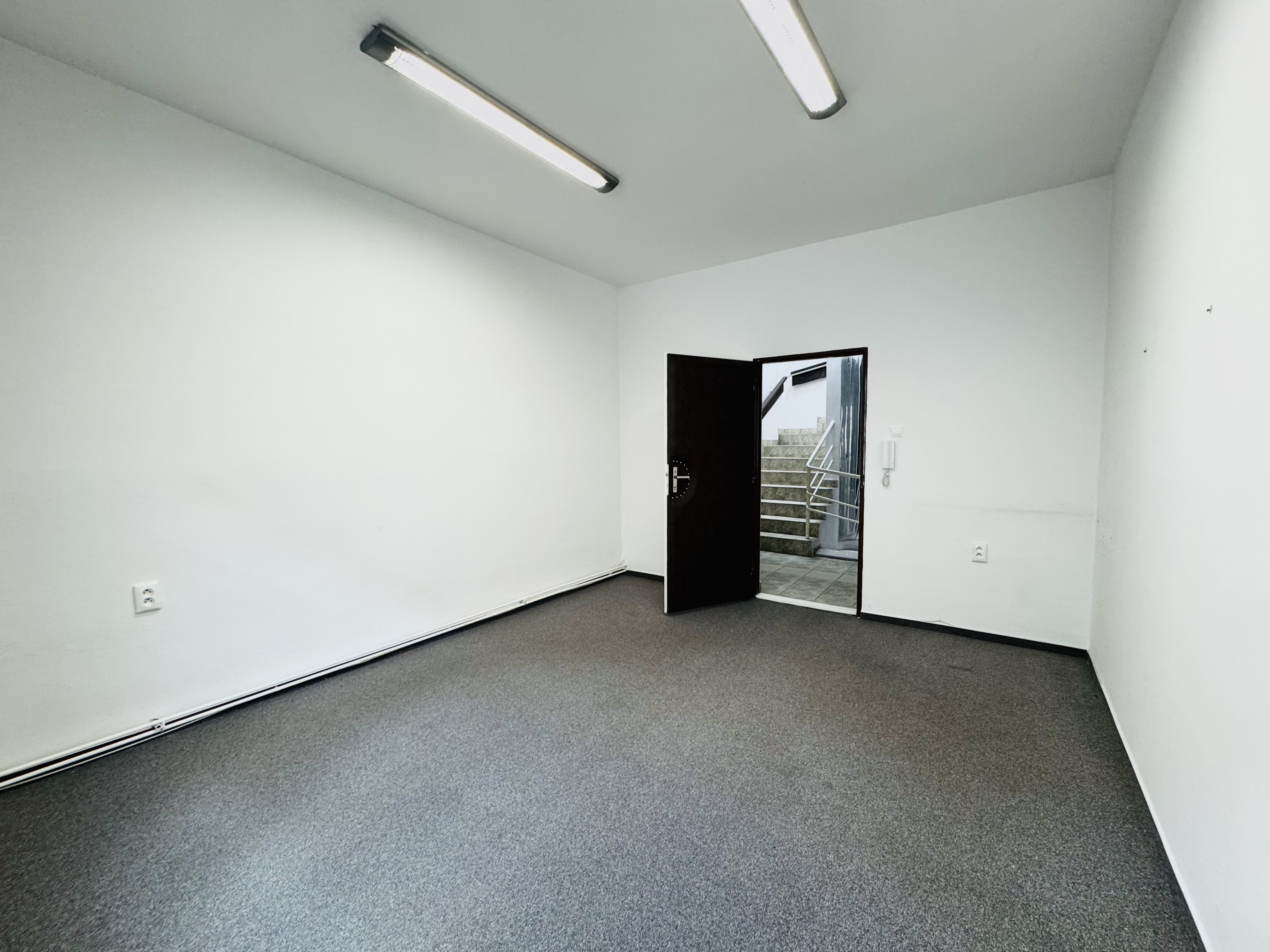 Prenájom kancelárie, Žilina, Staré mesto, Cena: 235€/mesiac