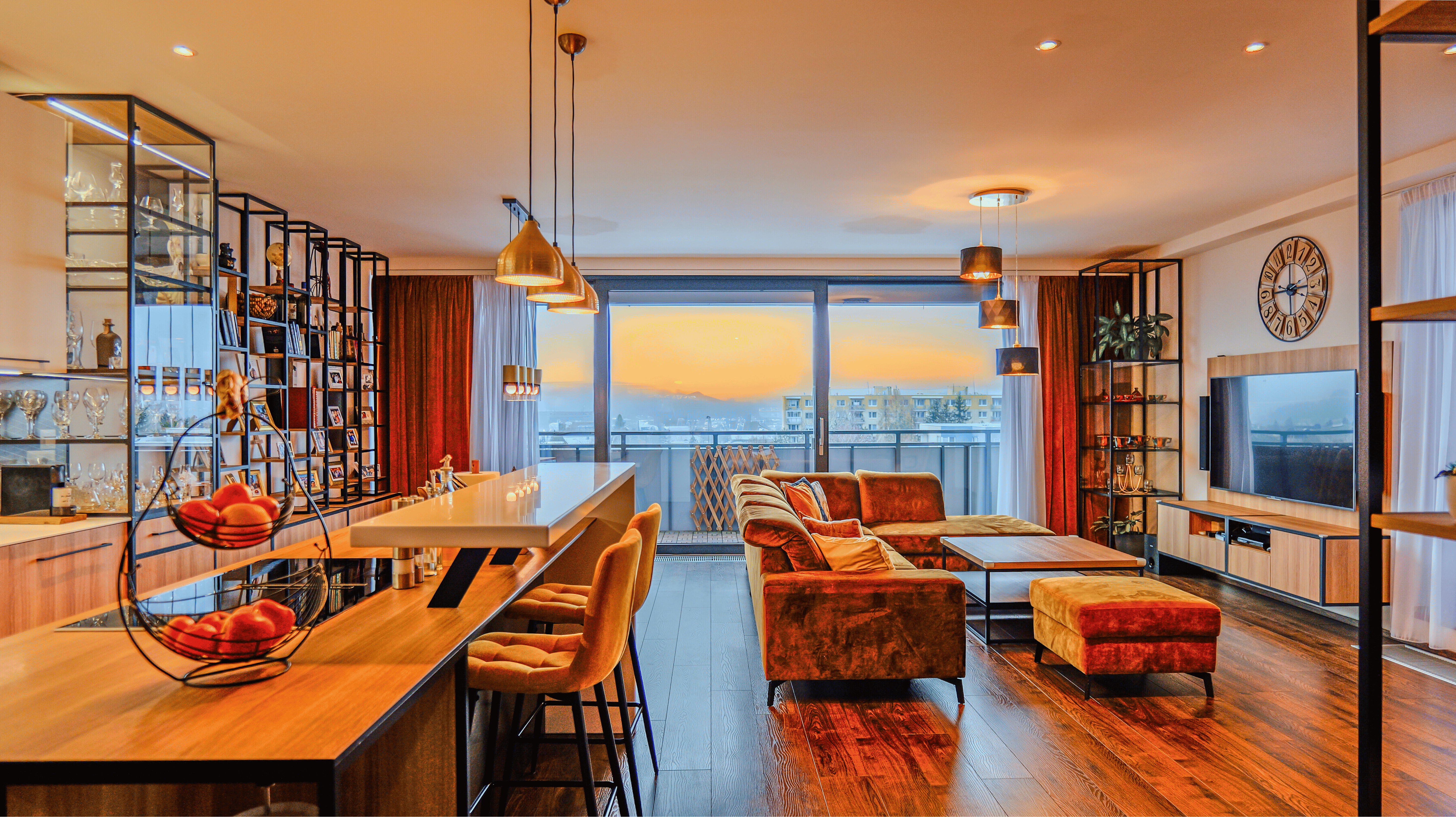 Elegancia s nadhľadom: 4 izbový byt, 170 m², Žilina - Hliny VIII (Komenského rezidencia)