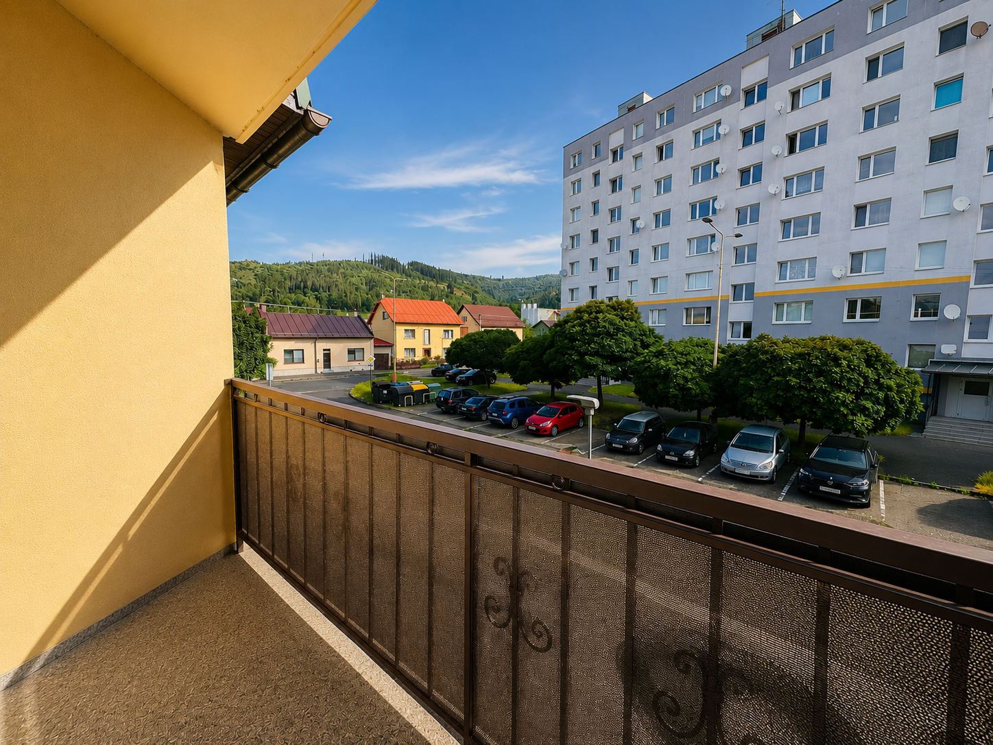 Na prenájom priestranný 3-izbový byt s lodžiou, 90 m2, Kysucké Nové Mesto, 695 EUR